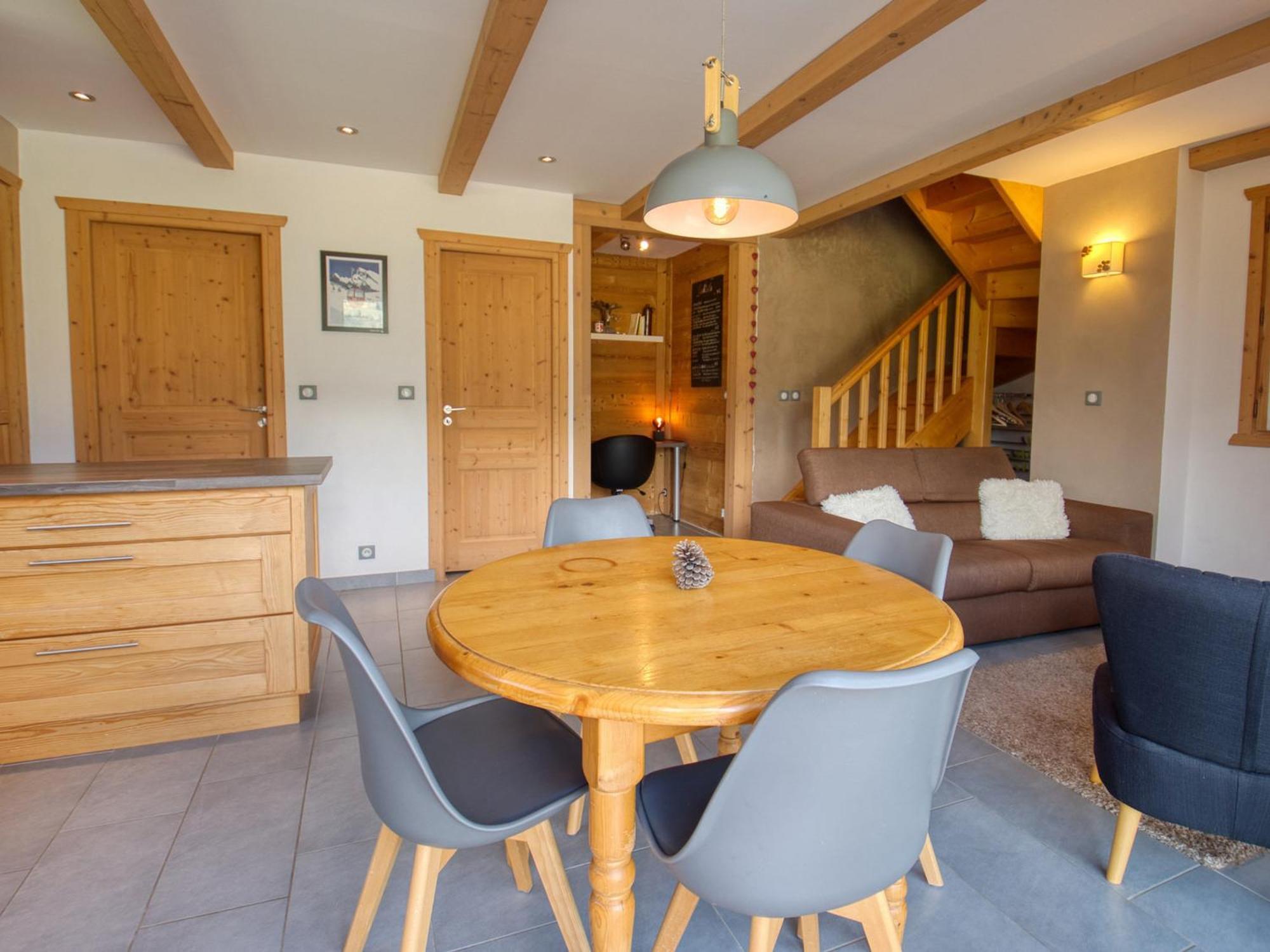 Duplex 2 Chambres Avec Grande Terrasse, Animaux Acceptes, A Samoens - Fr-1-642-77 Exteriér fotografie